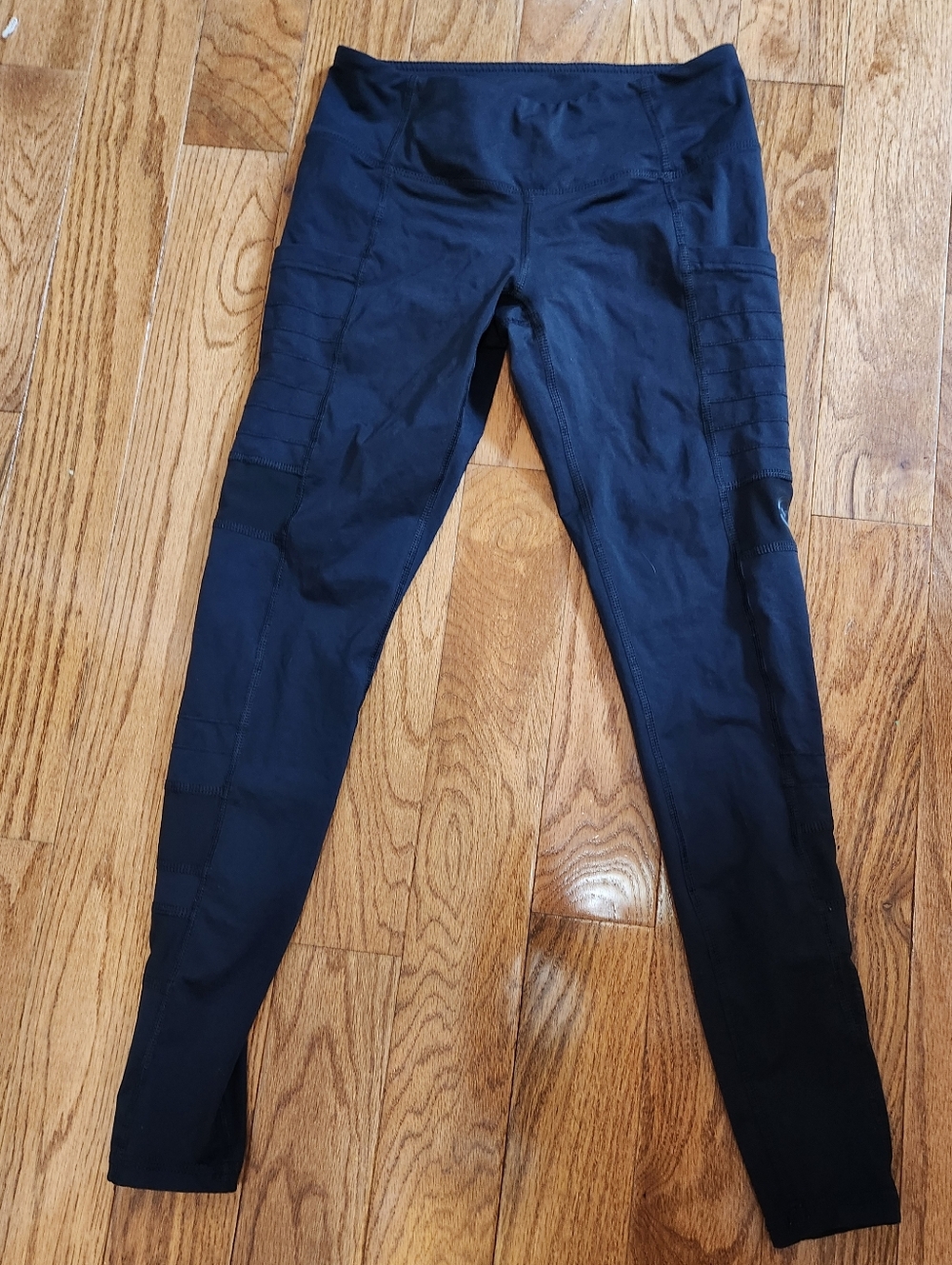 Virus Black High-Waist Active Leggings Sheer Cutout